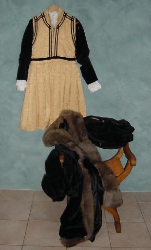Tudor Outfit